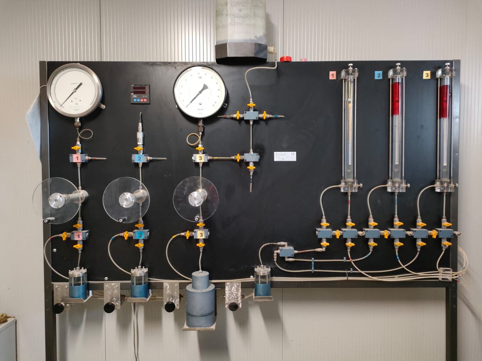 Attrezzatura step 1 prova triassiale