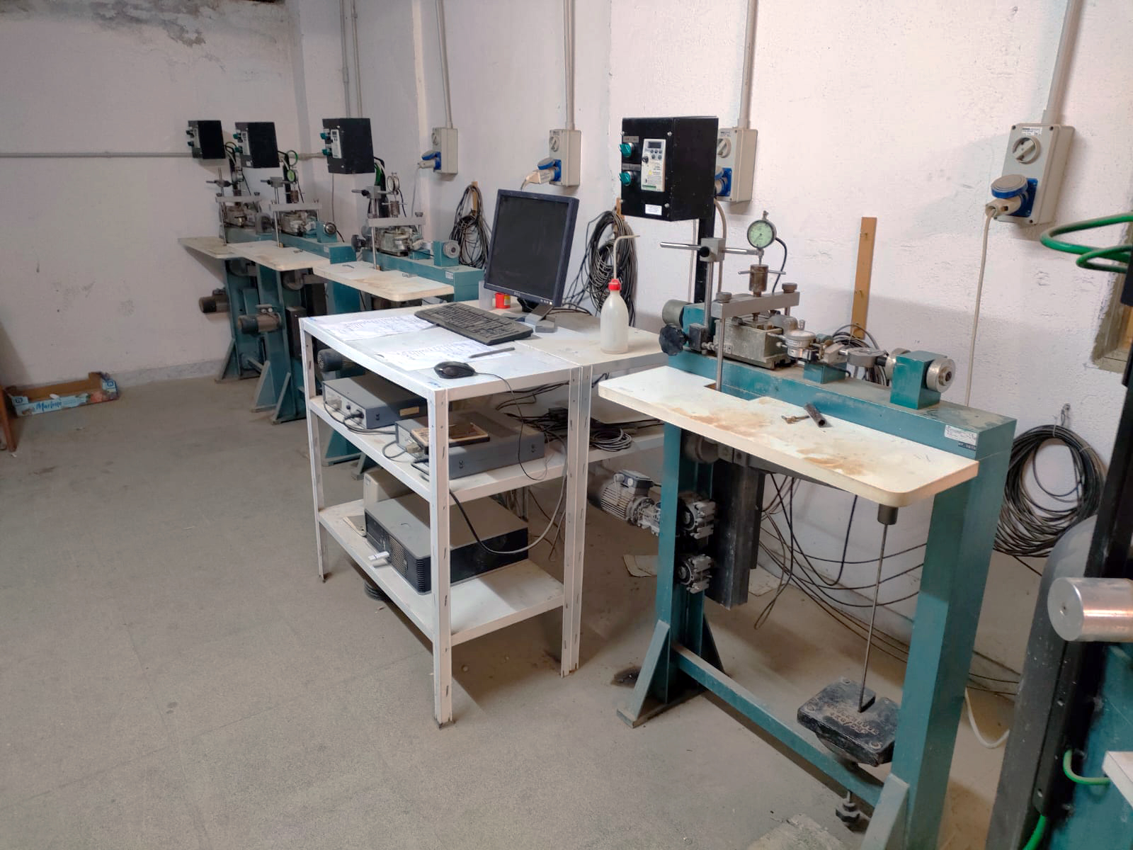 Postazione macchine di taglio